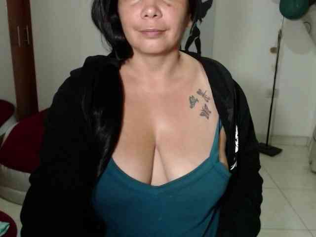 vivian-milf-paint webcam