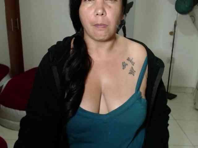 vivian-milf-paint webcam