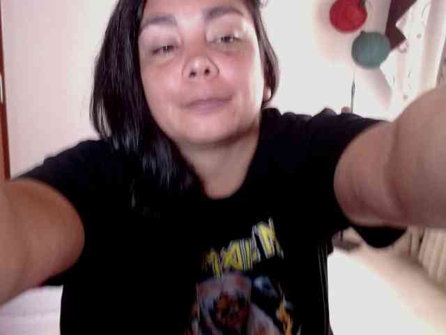 vivian-milf-paint webcam