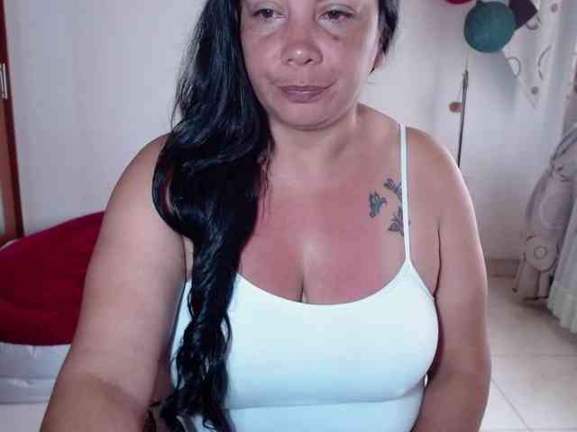 vivian-milf-paint webcam