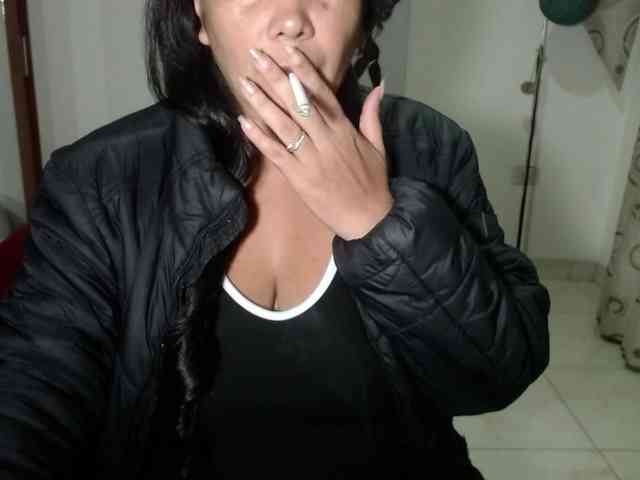 vivian-milf-paint webcam