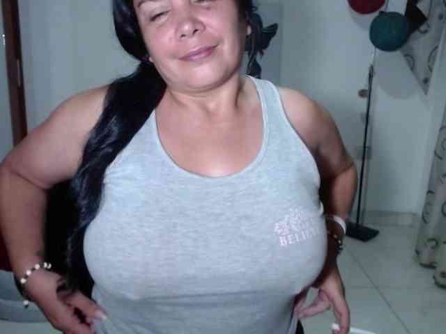 vivian-milf-paint webcam