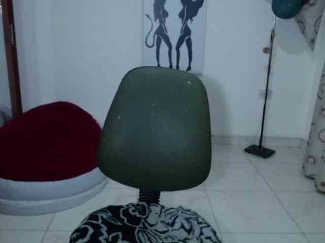 vivian-milf-paint webcam