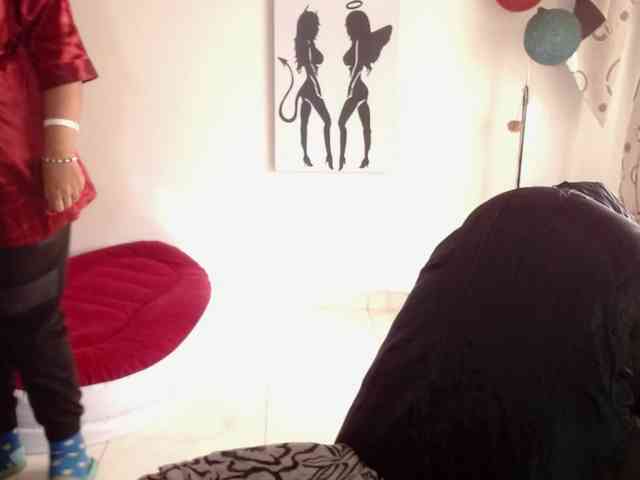 vivian-milf-paint webcam