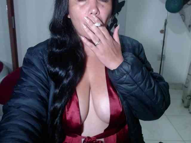 vivian-milf-paint webcam