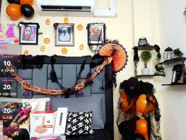  VioletaCollins chat room