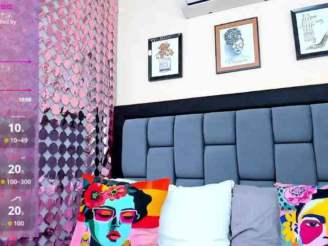 VioletaCollins webcam