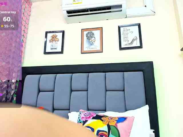 VioletaCollins webcam