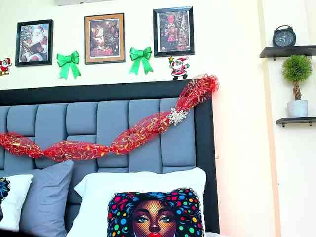 VioletaCollins VioletaCollins