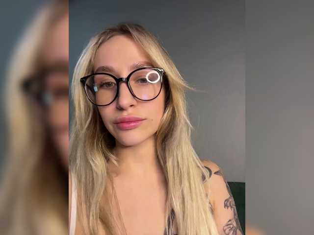 go to chat with QueenKing