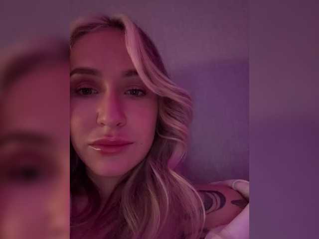 QueenKing from BongaCams is Freechat