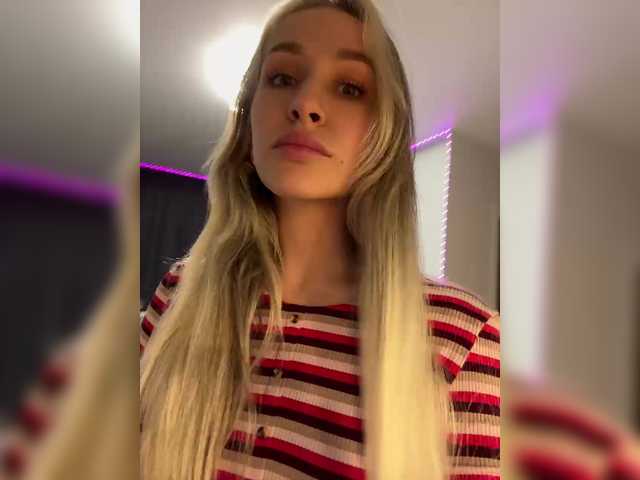 Sex chat gratuit in direct cu QueenKing pe BongaCams