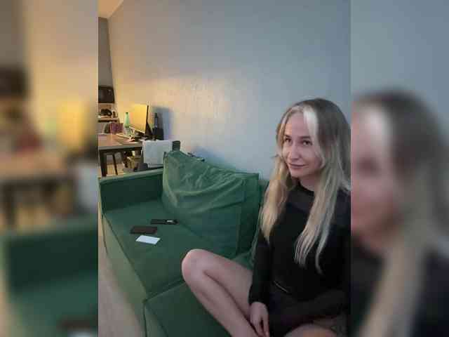 QueenKing webcam