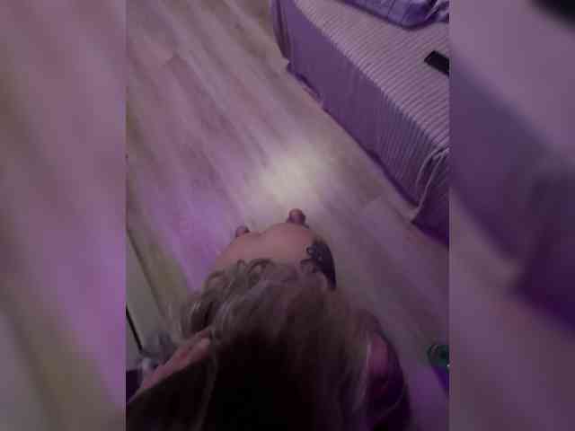 QueenKing Live Webcam on BongaCams