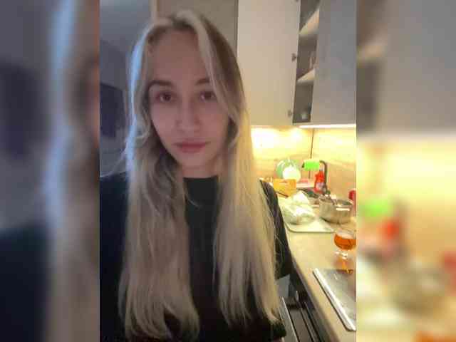 QueenKing webcam
