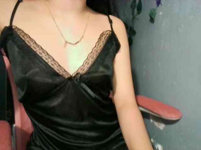 sweetgirl-sarrah webcam