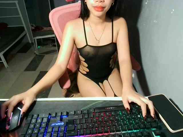 sweetgirl-sarrah webcam