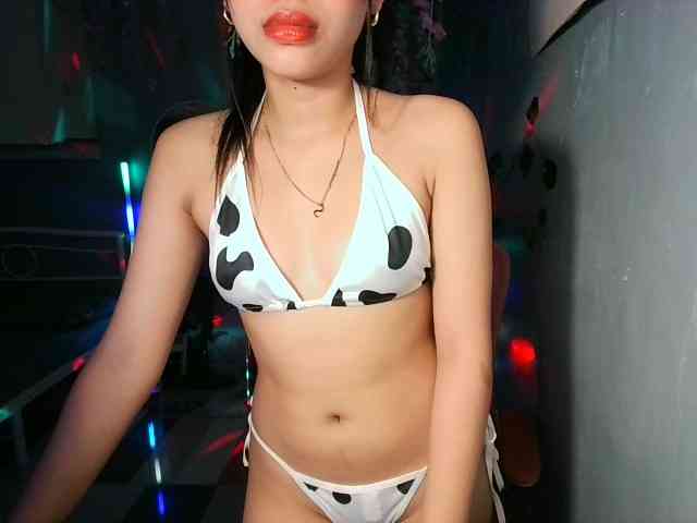 sweetgirl-sarrah webcam