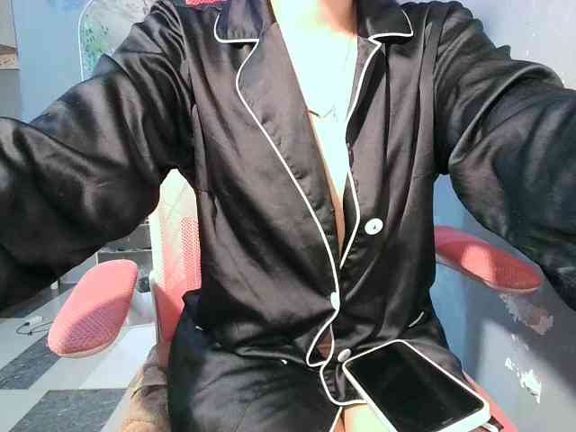 sweetgirl-sarrah Live Webcam on BongaCams