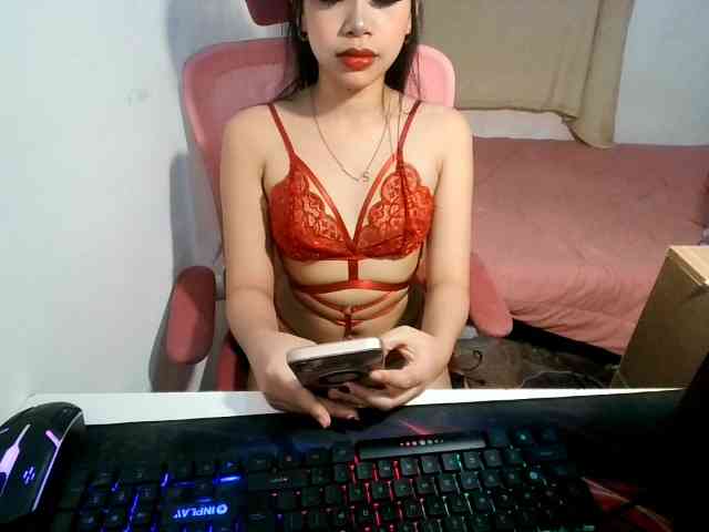 sweetgirl-sarrah webcam