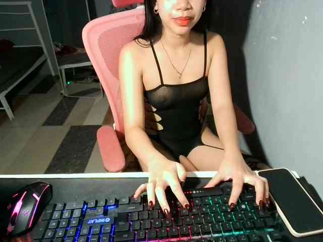 sweetgirl-sarrah webcam