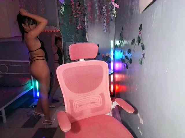 sweetgirl-sarrah webcam