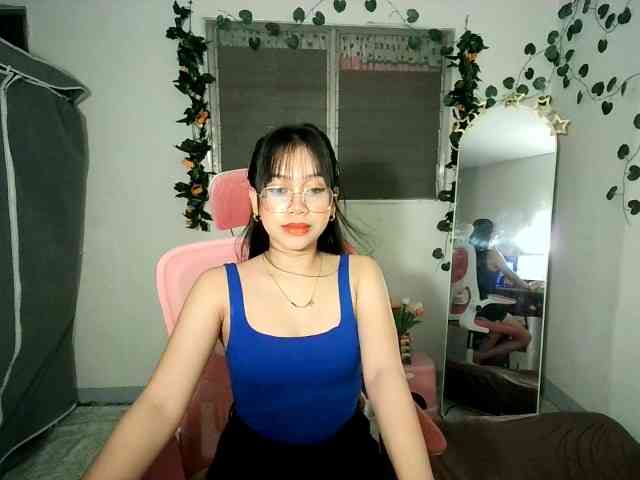 sweetgirl-sarrah webcam