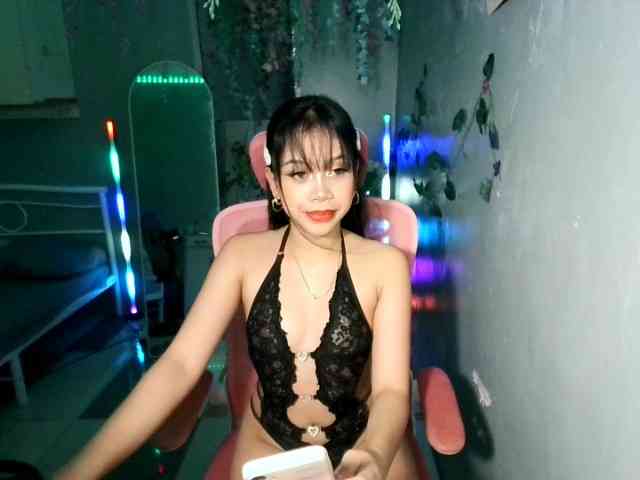 sweetgirl-sarrah webcam