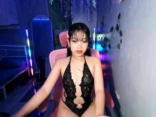 sweetgirl-sarrah webcam