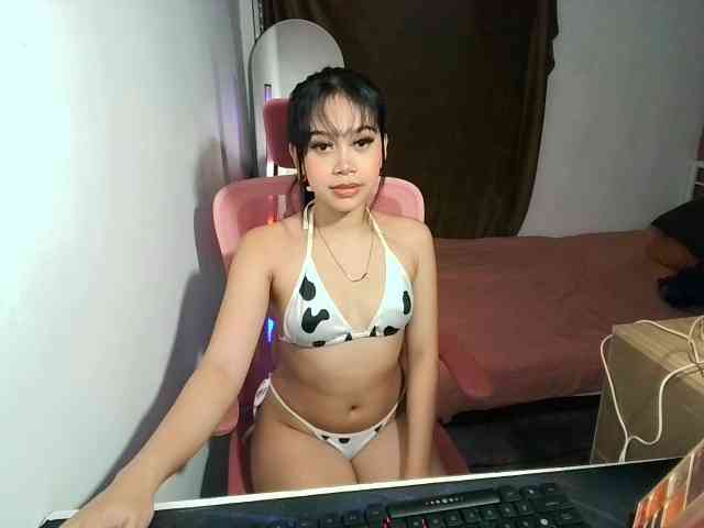 sweetgirl-sarrah webcam