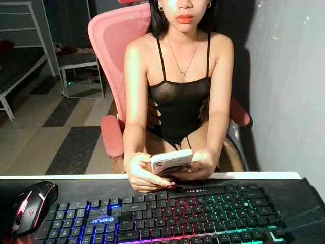 sweetgirl-sarrah webcam