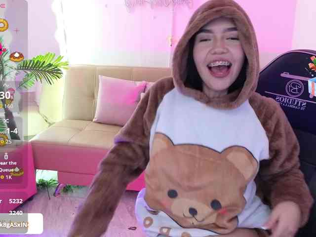 Ameliiaa-tay Ameliiaa-tay