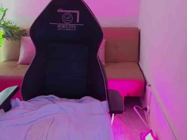 Ameliiaa-tay Ameliiaa-tay