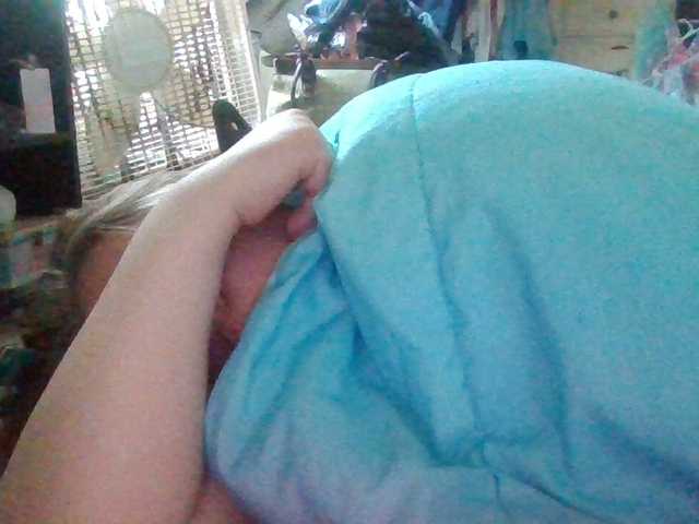 starlight1983's BongaCams show and profile