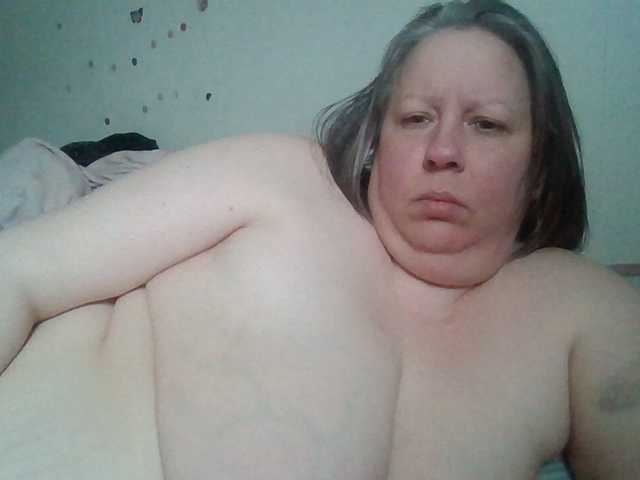 starlight1983's BongaCams show and profile