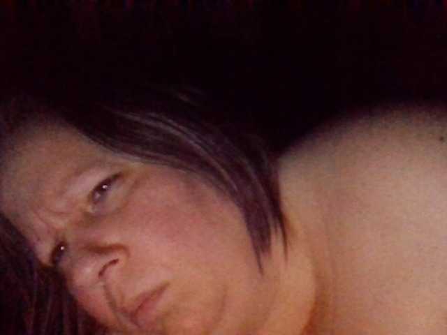 starlight1983's BongaCams show and profile