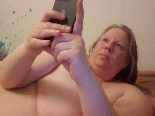 starlight1983's BongaCams show and profile