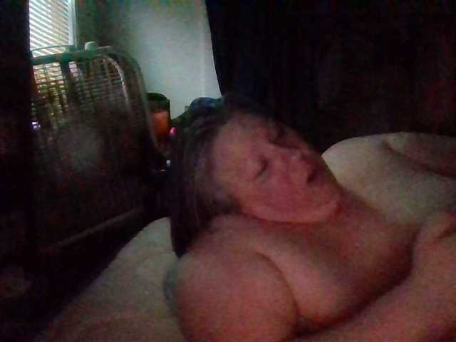 starlight1983's BongaCams show and profile