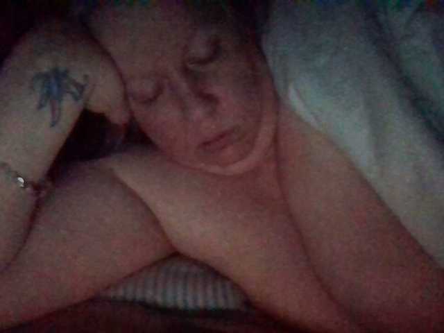 starlight1983's BongaCams show and profile