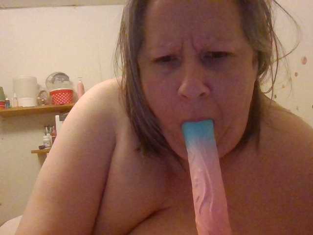 starlight1983's BongaCams show and profile