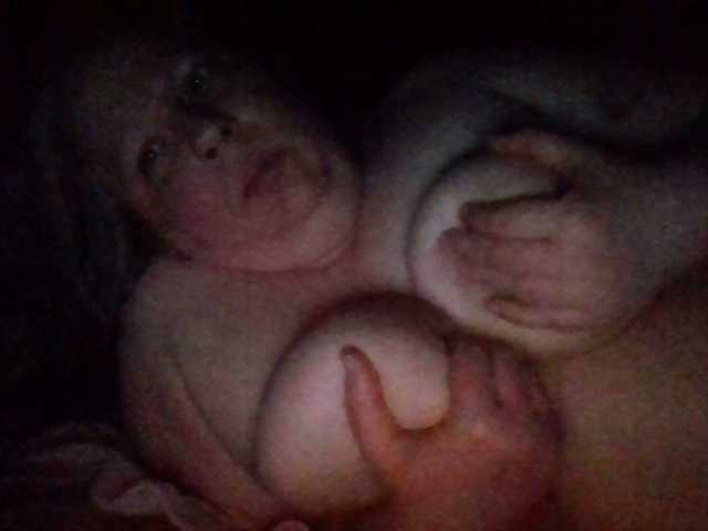 starlight1983's BongaCams show and profile