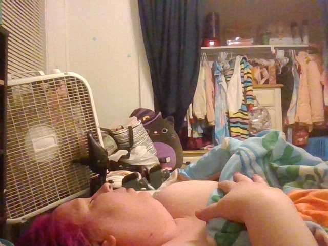 starlight1983's BongaCams show and profile