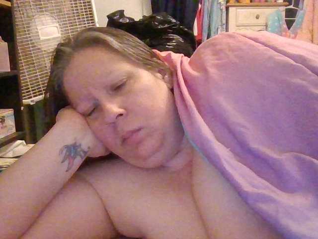 starlight1983's BongaCams show and profile