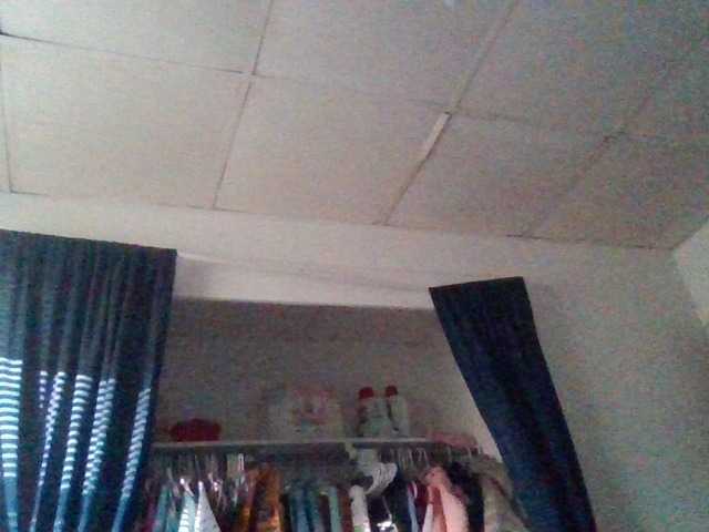 starlight1983's BongaCams show and profile