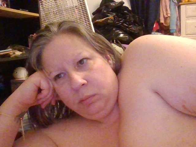 starlight1983's BongaCams show and profile