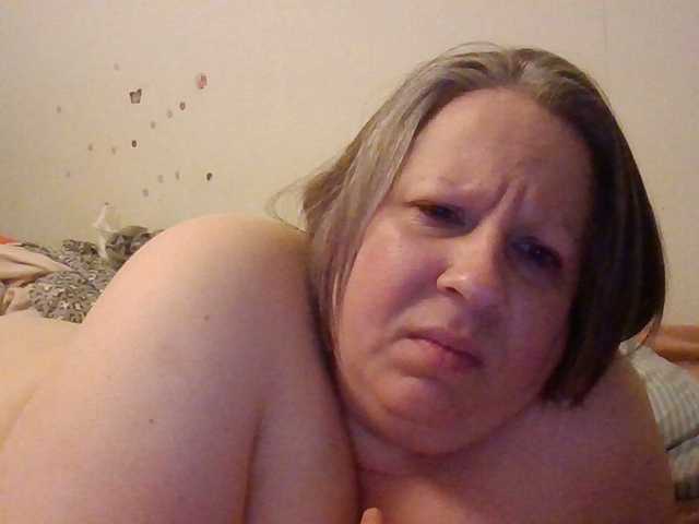 starlight1983's BongaCams show and profile