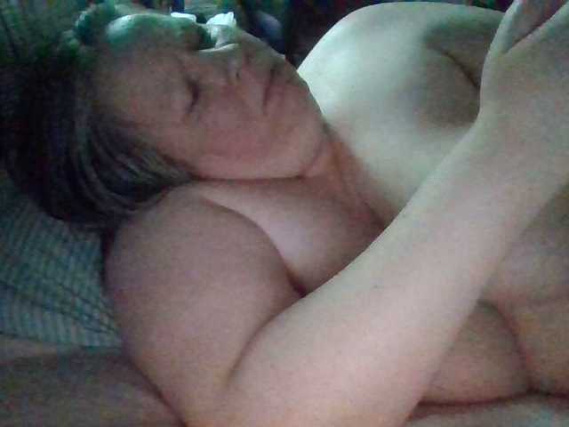 starlight1983's BongaCams show and profile