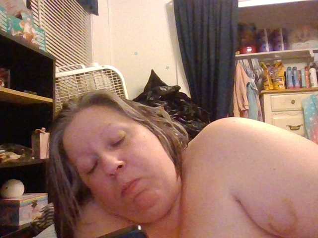 starlight1983's BongaCams show and profile