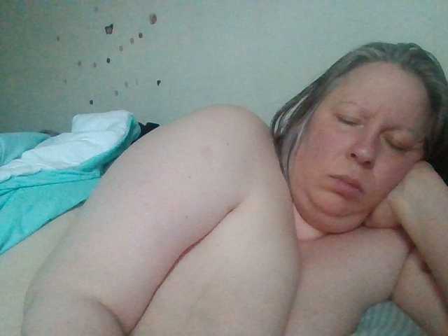 starlight1983's BongaCams show and profile