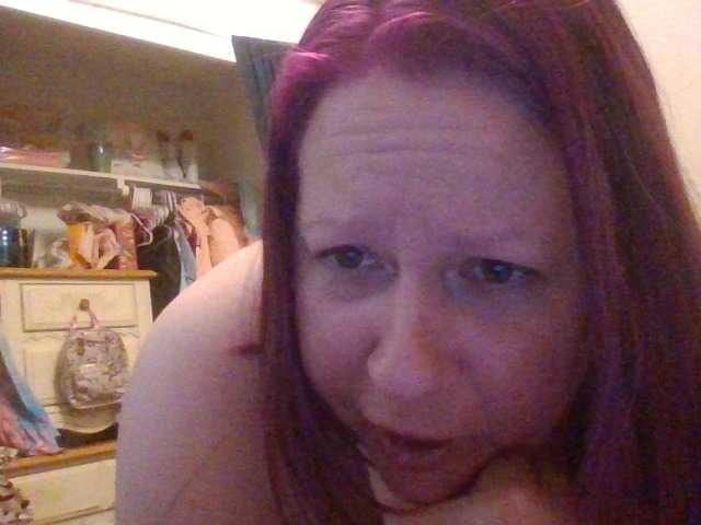 starlight1983's BongaCams show and profile